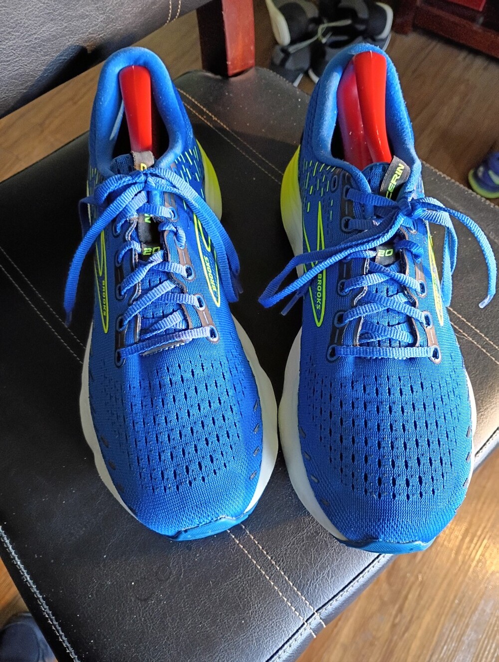 Brooks Men's Blue Athletic Running Shoes with Yellow Accents